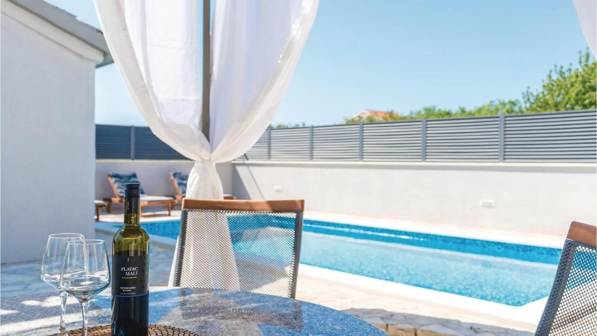 2 Bedroom Gorgeous Home In Zadar